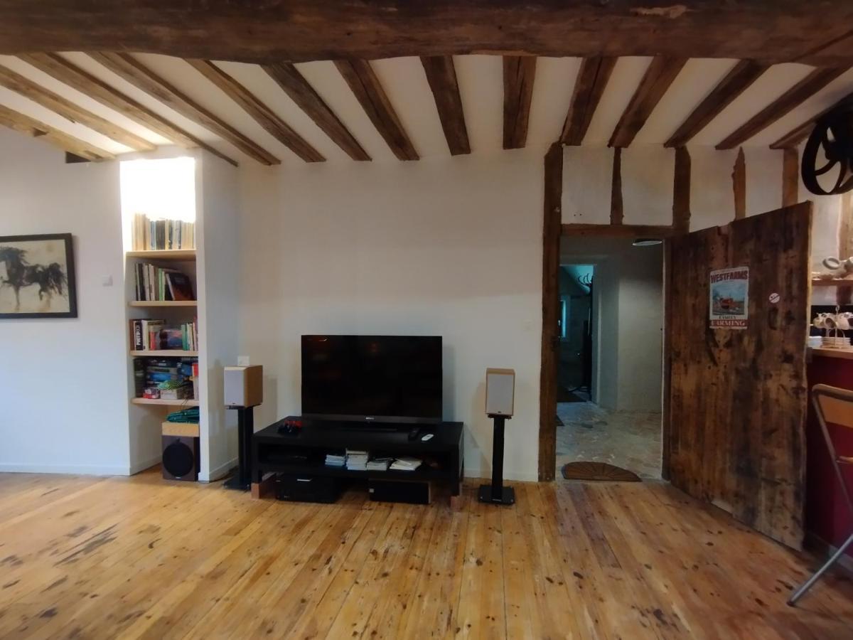 Le Refuge D'Athena Chaussy (Ile de France) Exterior foto